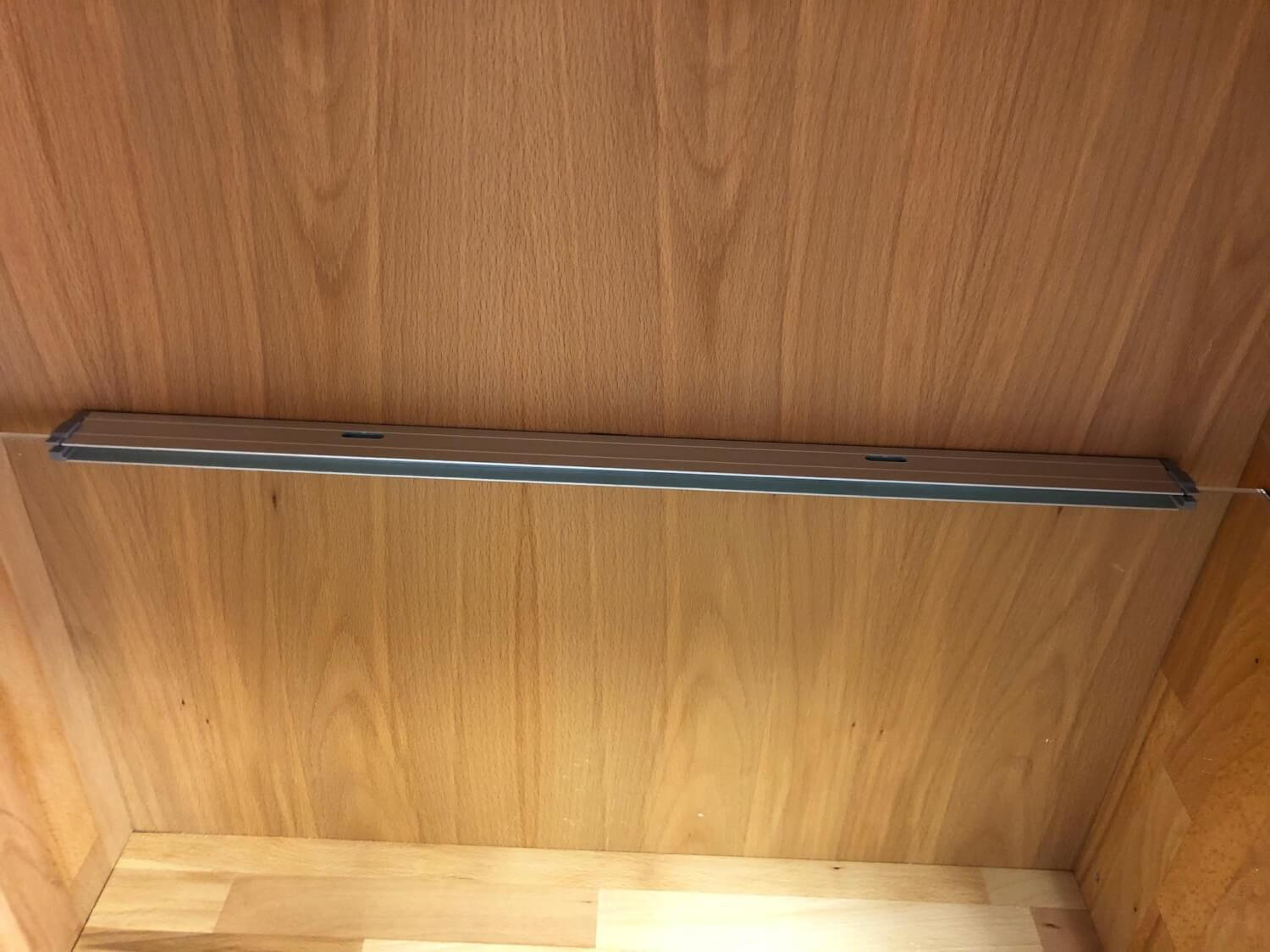 Kaiserleisten - Highboard Verona Kernbuche Massiv Natur Geölt Metallgriffe mit 2 Glastüren - 2