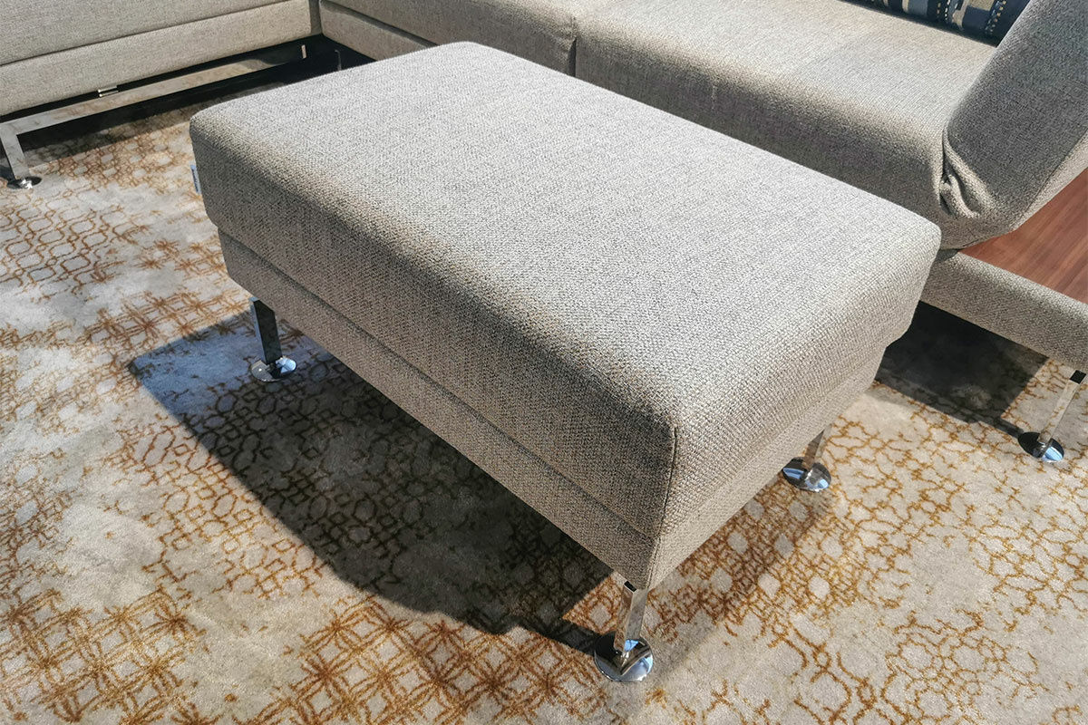 Brühl - Ecksofa Moule Medium Stoff 2480-45 Hellgrau Ablage Nussbaum Geölt mit Hocker - 4