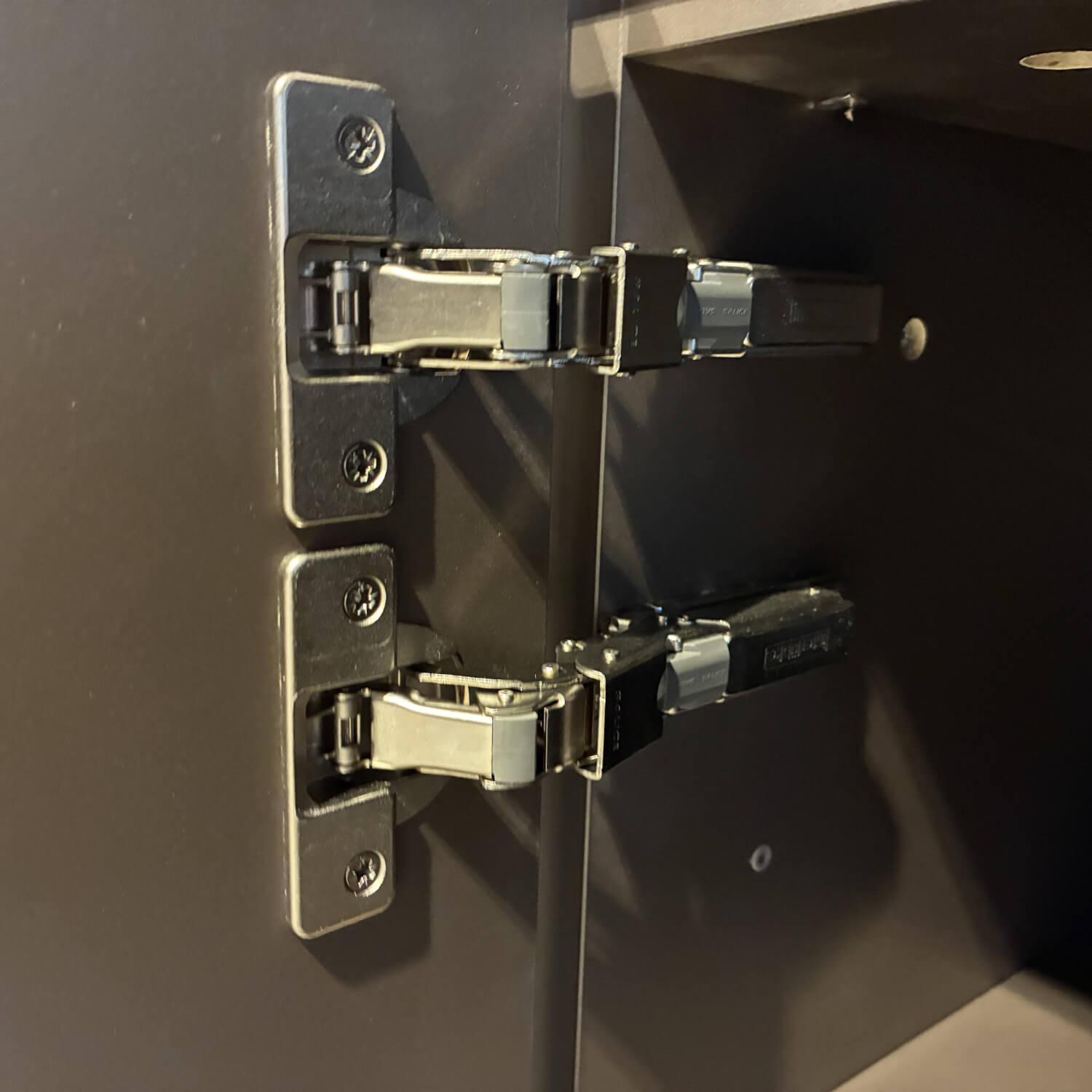 Interlübke - Sideboard Cube Bold Lack M10 Bronze Metallic Abdeckplatte Quarz Tropical Storm O64 Schwarz - 8