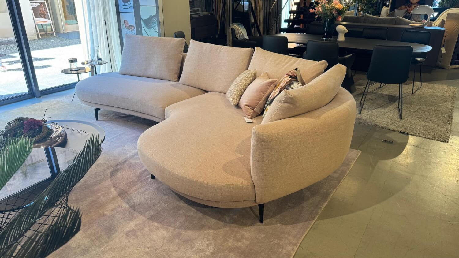 Walter Knoll - Sofa Maru Stoff Namib 7920 Moon Beige Gestell Matt Schwarz Pulverbeschichtet Inklusive Kissen - 3