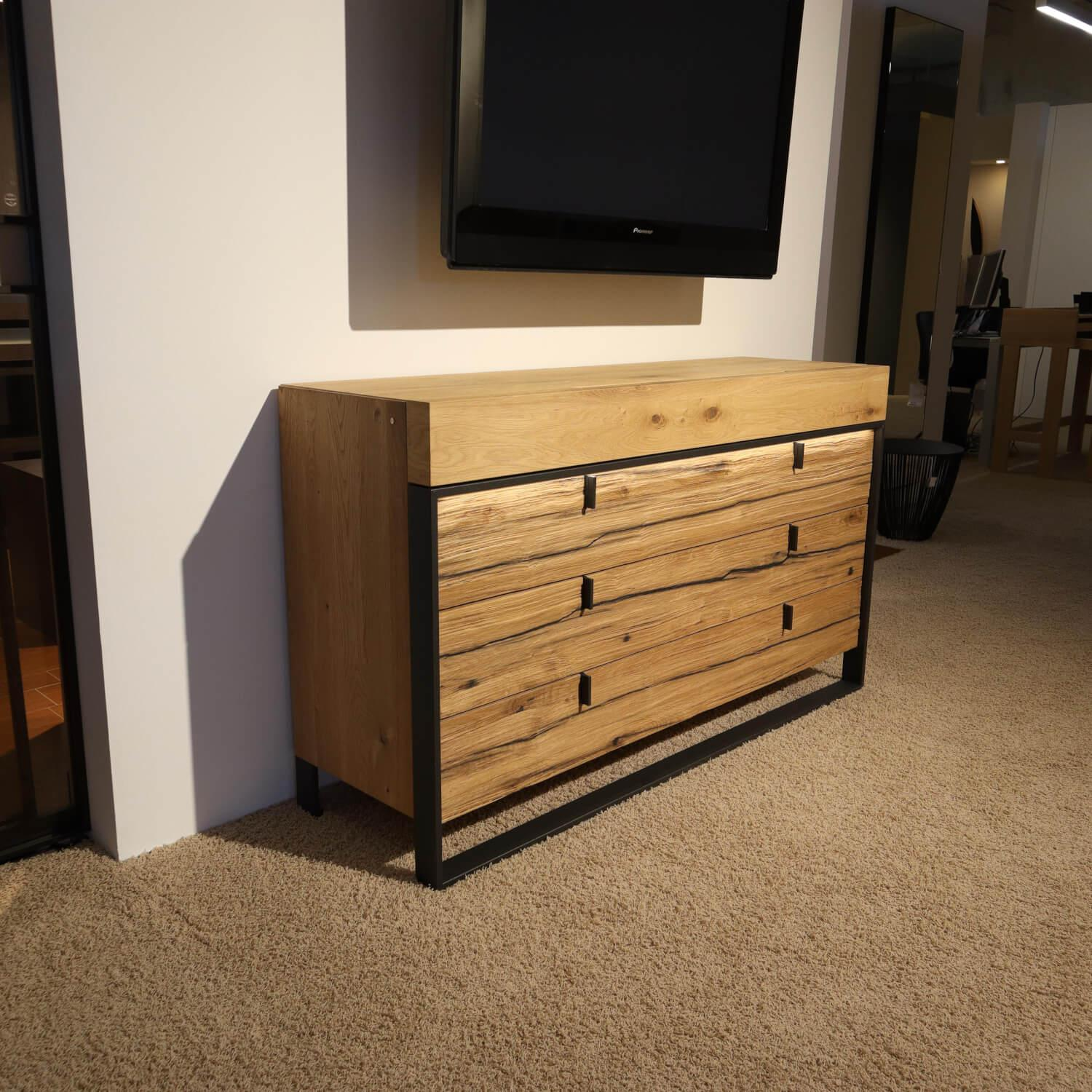 Contur - Schlafzimmer Acerra C Wildeiche Massiv Mit Bett Kommode 2 Nachttischen Und Kleiderschrank - 8