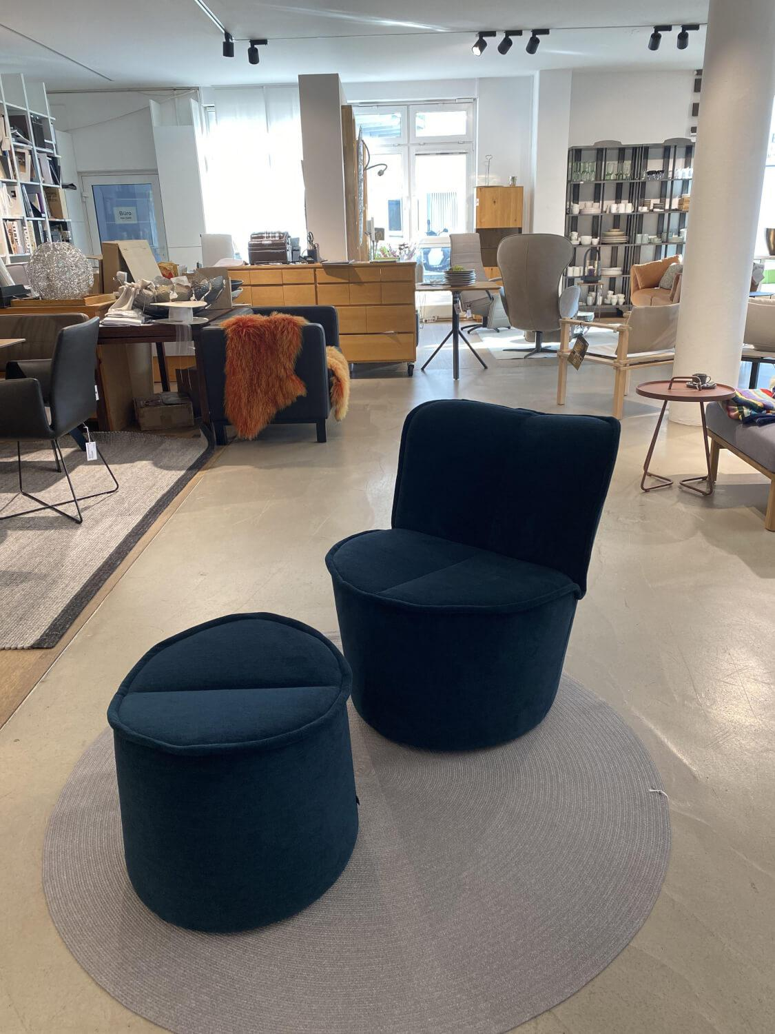 COR - Sessel Nenou Stoff 8170 Ozean Dunkelblau Inklusive Hocker - 4