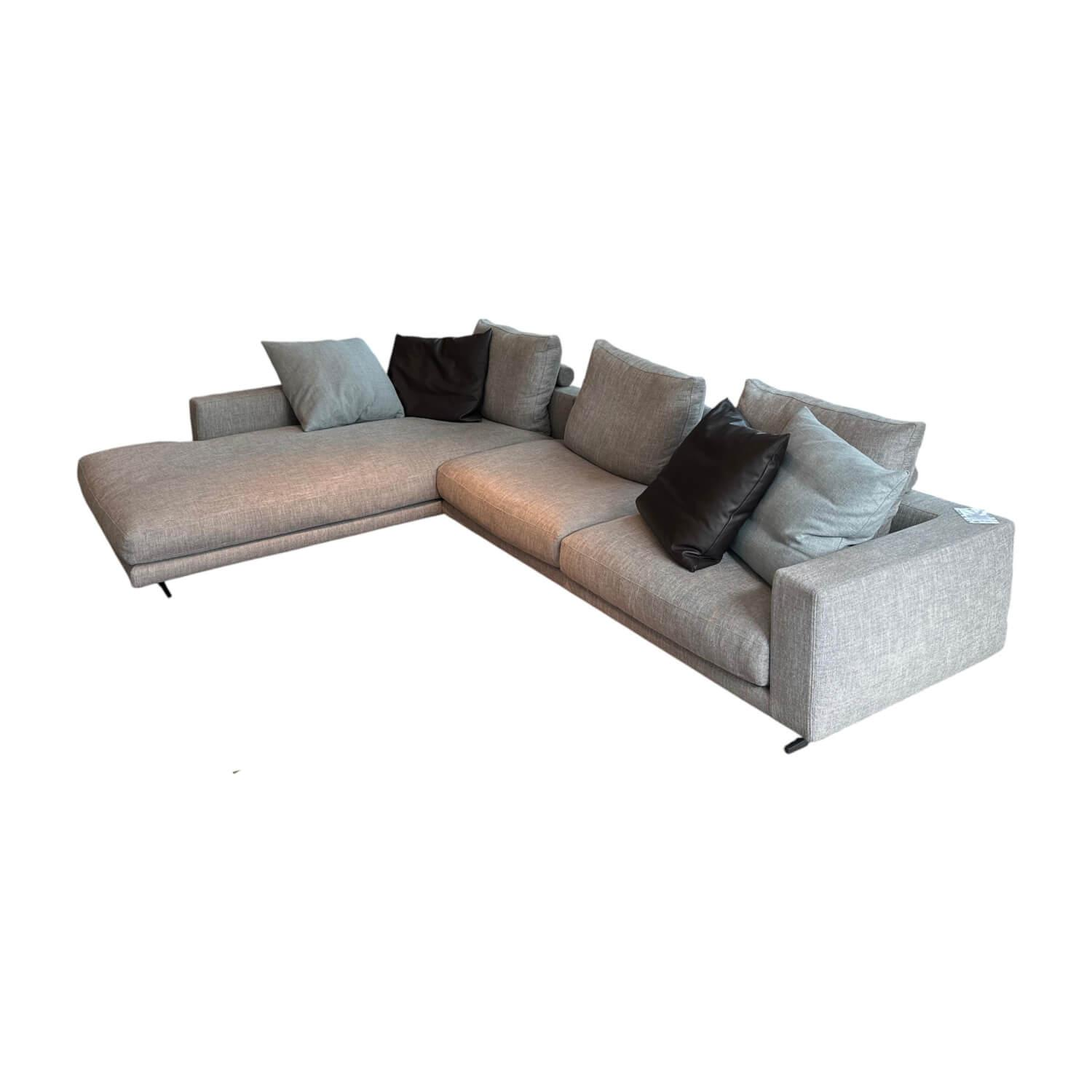 Flexform - Ecksofa Campiello Stoff Extra Elvira N1724 Grau Füße Metall Brüniert Inklusive 8 Kissen - 1