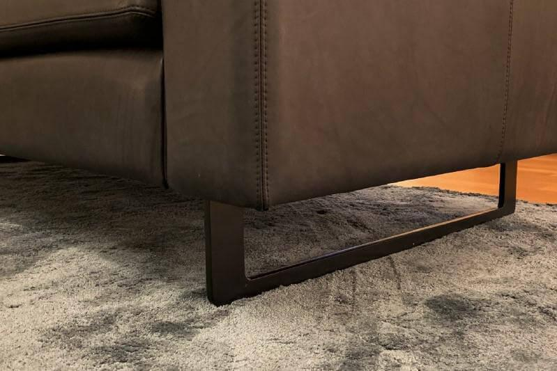 COR - Sofa Conseta 87 Bodenfrei Leder 913 Puro Schwarz mit 2 Kissen und Kopfstütze - 6