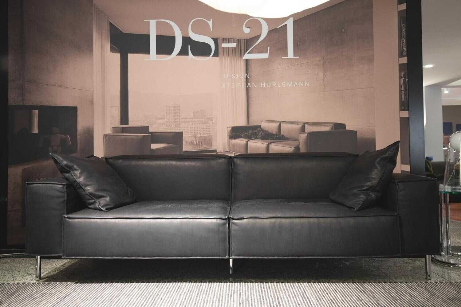 De Sede - Sofa Sofa DS-22/23 Zweisitzer Leder Naturale Schwarz mit 2 Kissen - 2