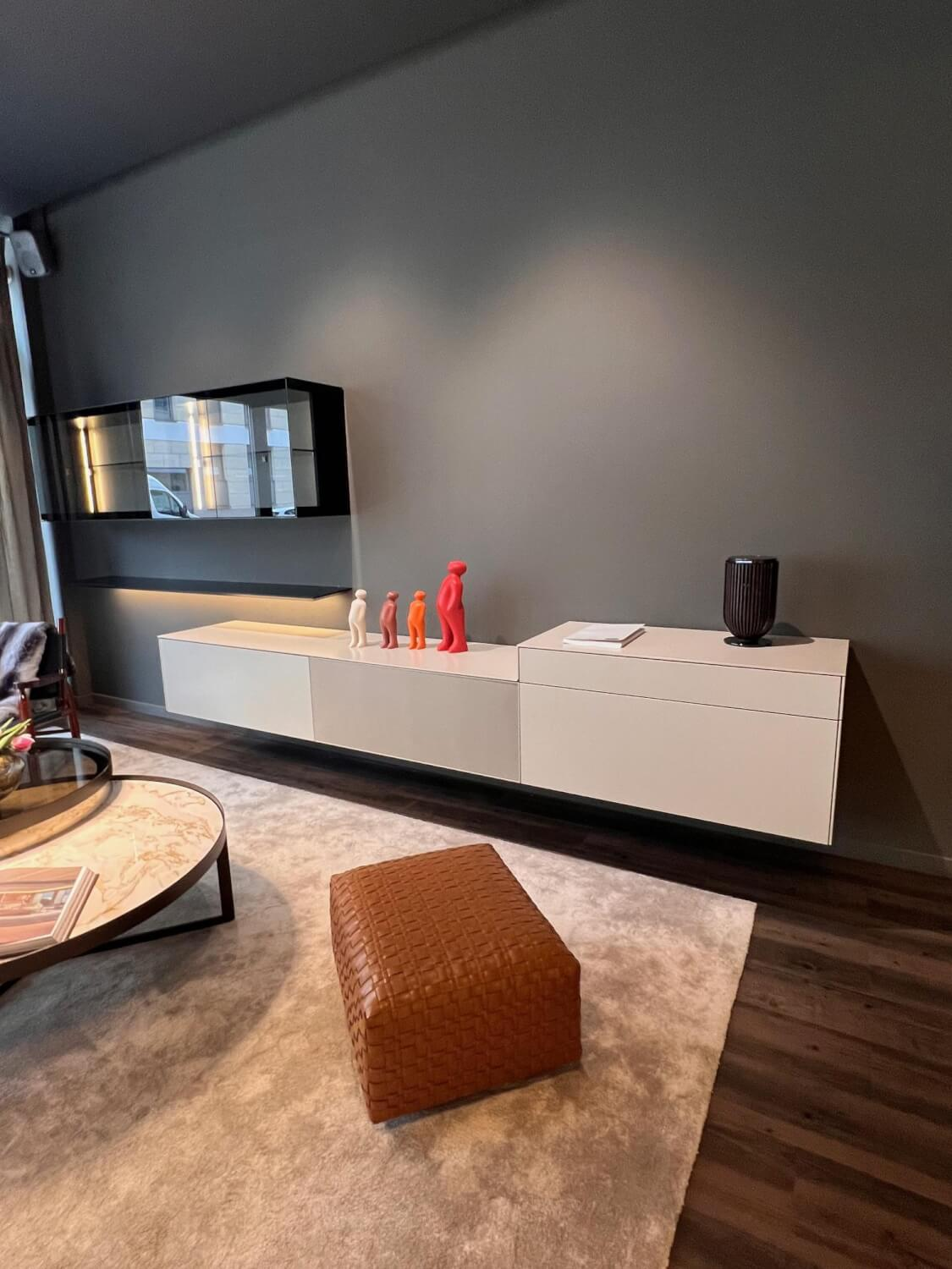 Kettnaker - Wall unit Soma doors smoked glass carcass MDF lacquer ivory white matt including lighting - 3