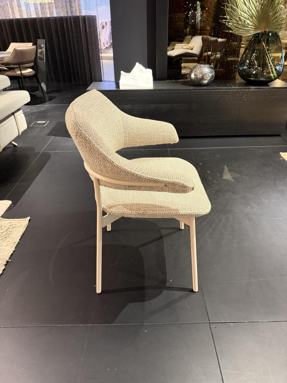 himolla - Armlehnstuhl Dining 1471 Stoff 24 Ono Playa Beige Gestell Metall Beige Pulverbeschichtet - 2