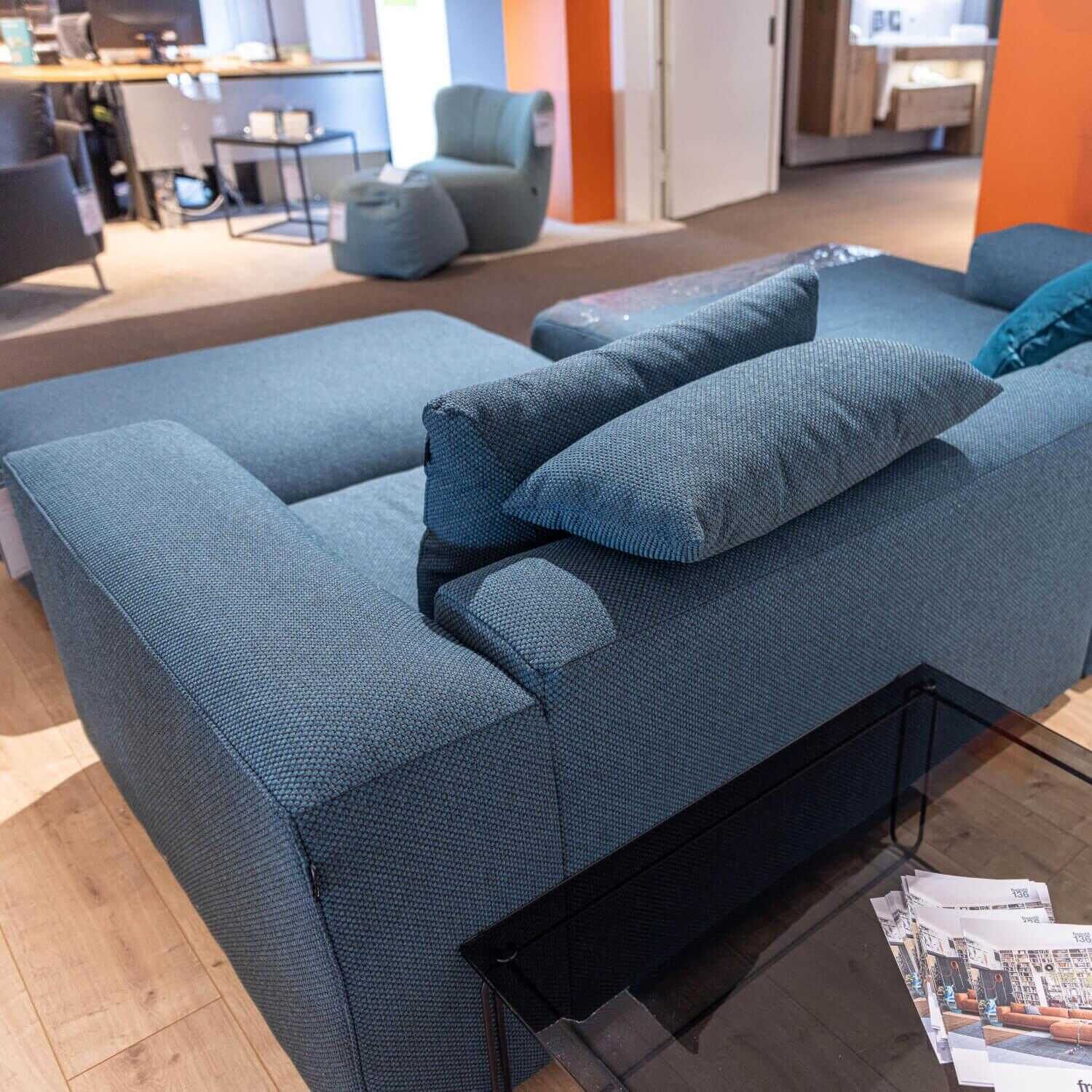 freistil-rolf-benz-ecksofa-187-stoff-4025-mittel-azurblau-mit-hocker-ebf519535ffa freistil Rolf Benz - Ecksofa 187 Stoff 4025 Mittel Azurblau mit Hocker - 3