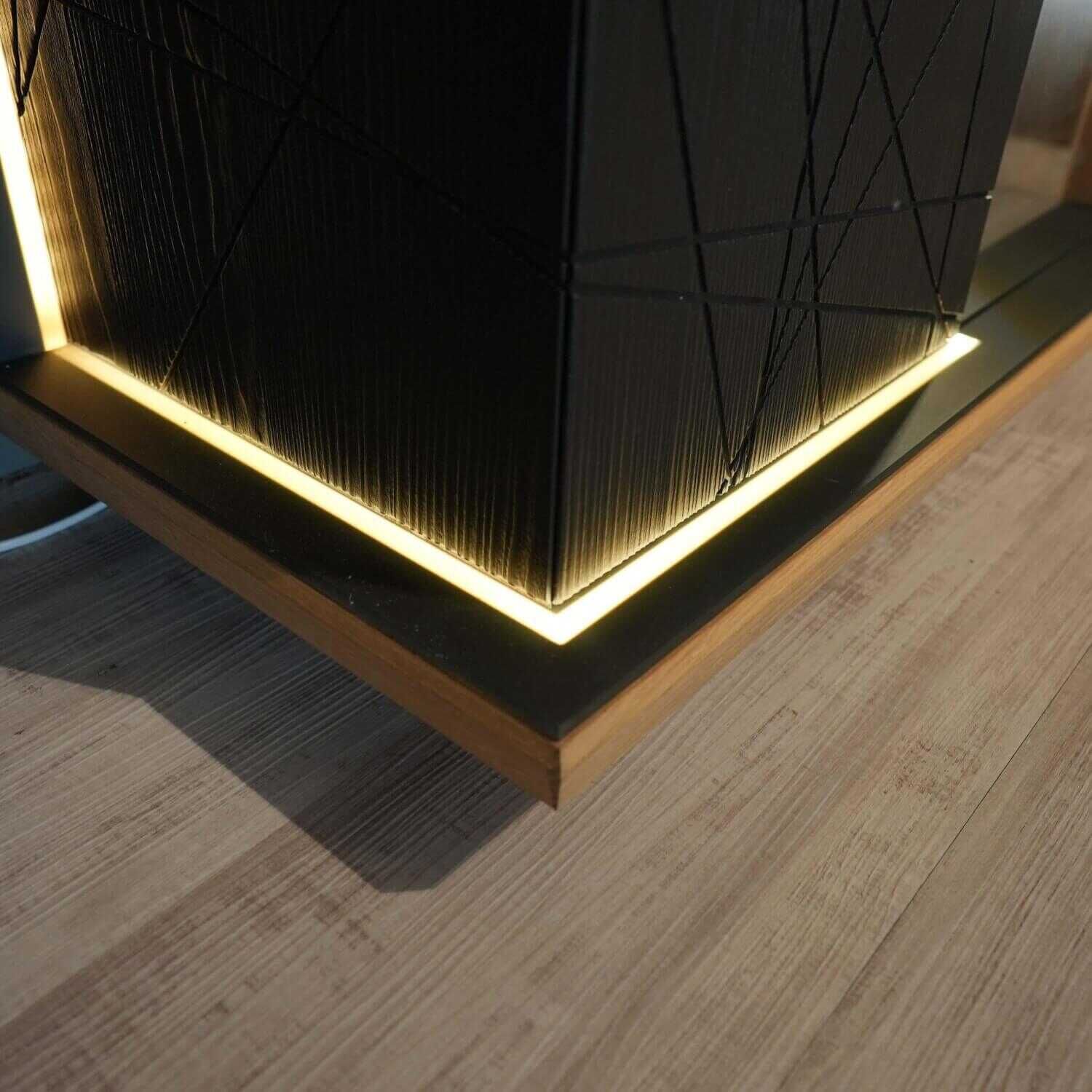 Voglauer - Vitrine V-Aura Eiche Select Geölt Lärche Schwarz Strukturiert - 5