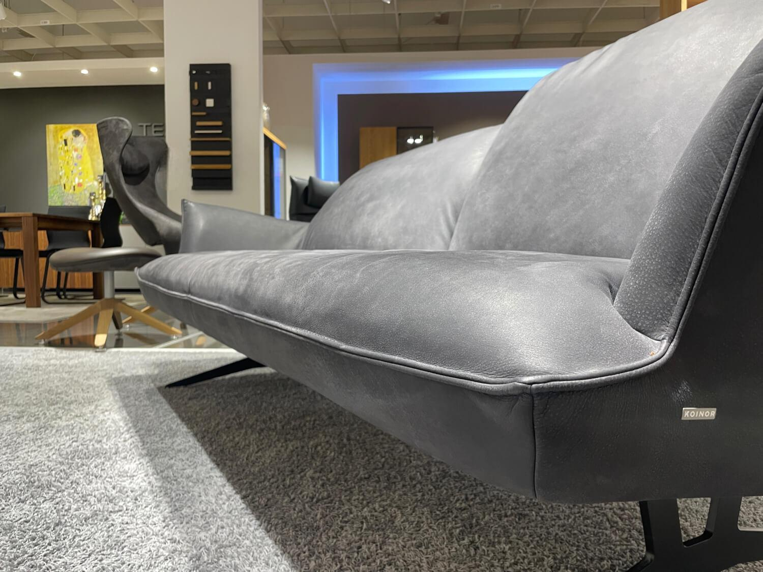 Koinor - Sofa Kingman R Leder A India Omega Grau Holzrahmen Nussbaum Geölt Füße Schwarz - 4