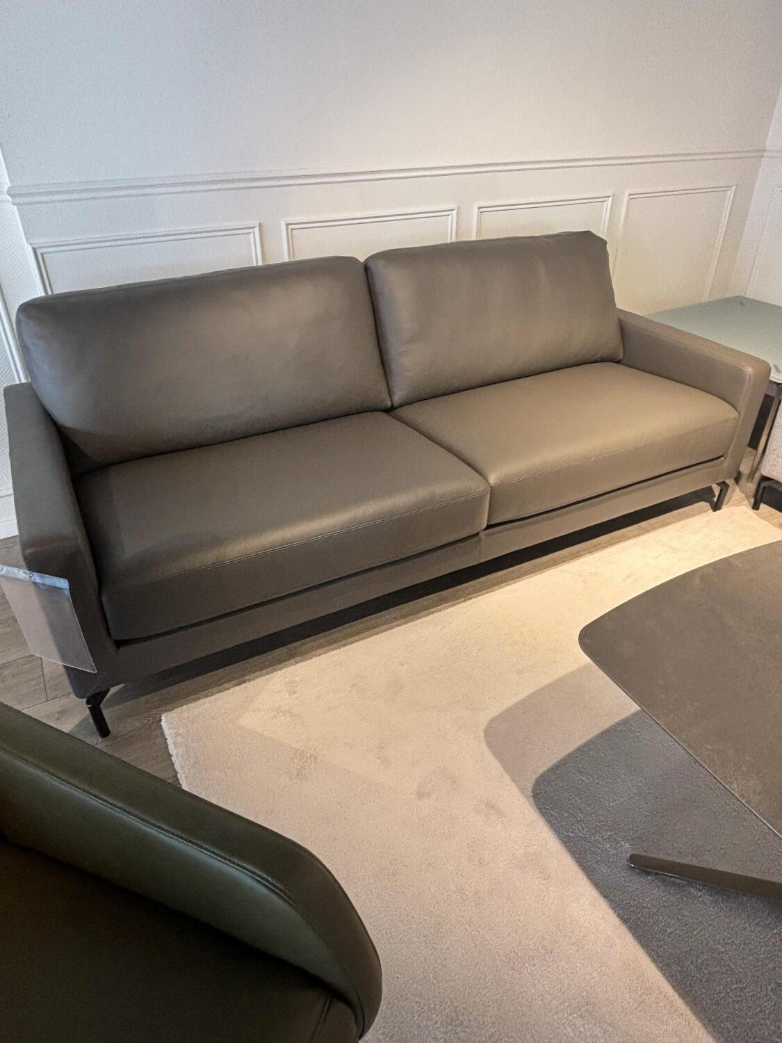 Violetta - Sofa Gesa Leder 60 51 Nachtgrau Füße Schwarz Pulverbeschichtet - 3