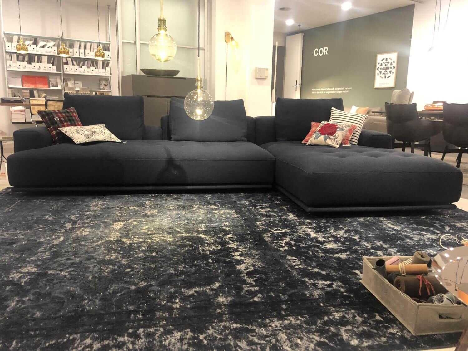 Zanotta - Ecksofa Shiki Stoff 30 Notte Blau mit 3 Rückenkissen - 2
