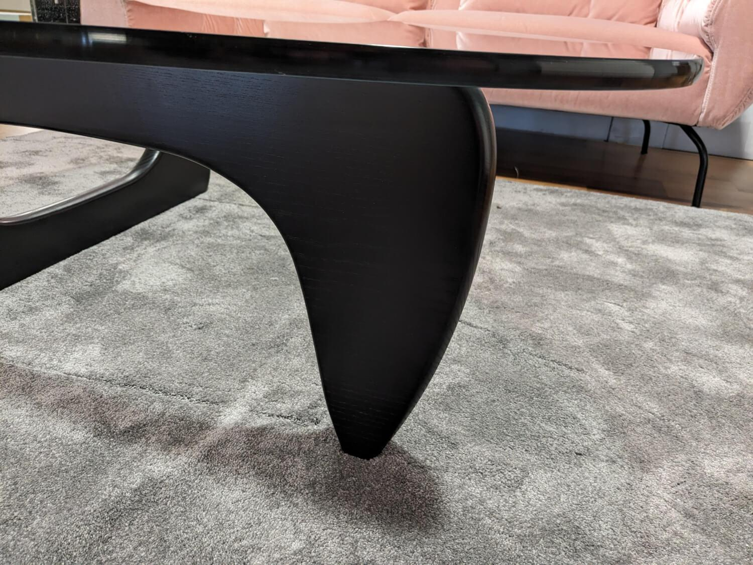 Vitra - Beistelltisch Coffee Table Glas Esche Schwarz - 4
