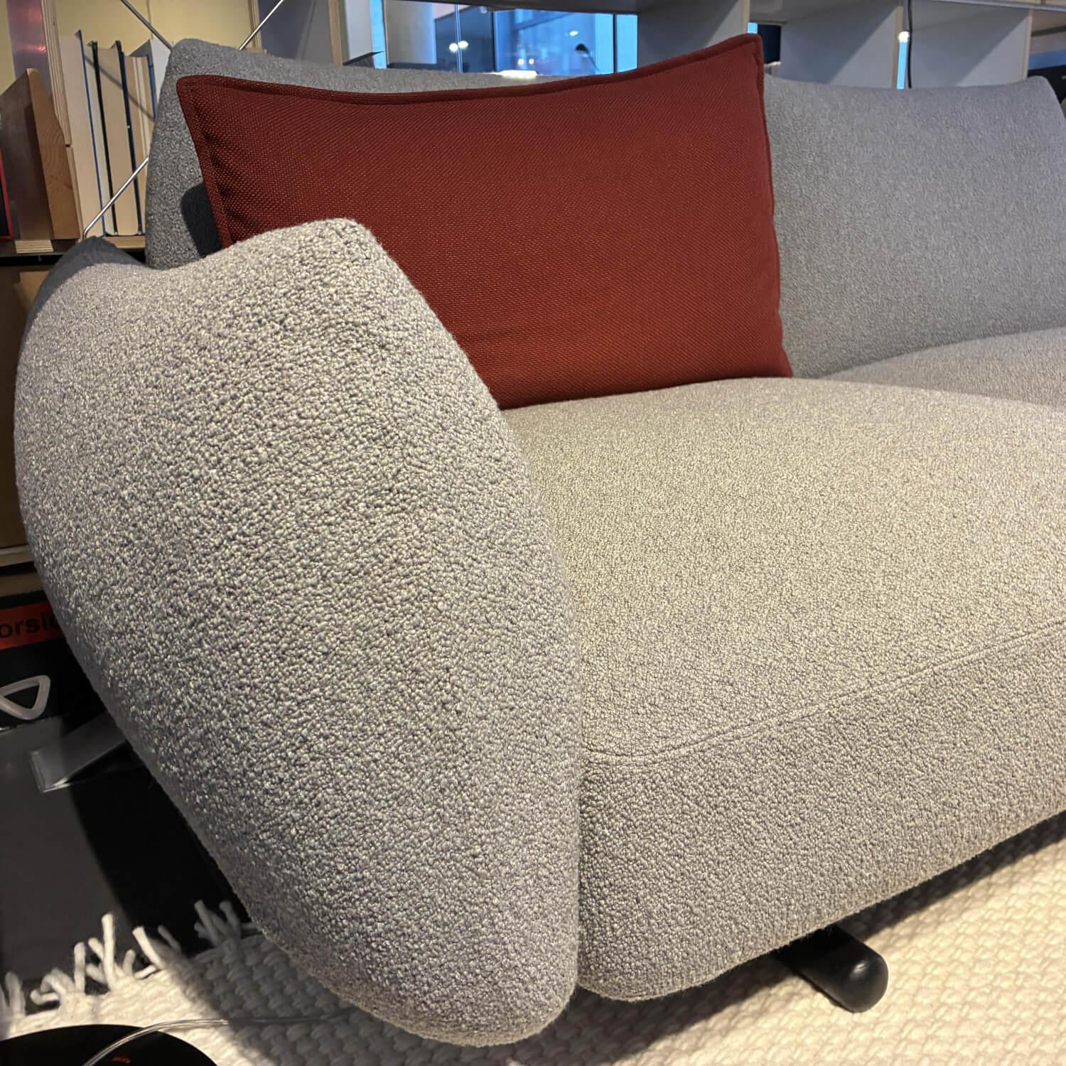 Prostoria - Sofa Buffa Dreisitzer Stoff Orsetto 02/22 Grau Füße Schwarz - 5