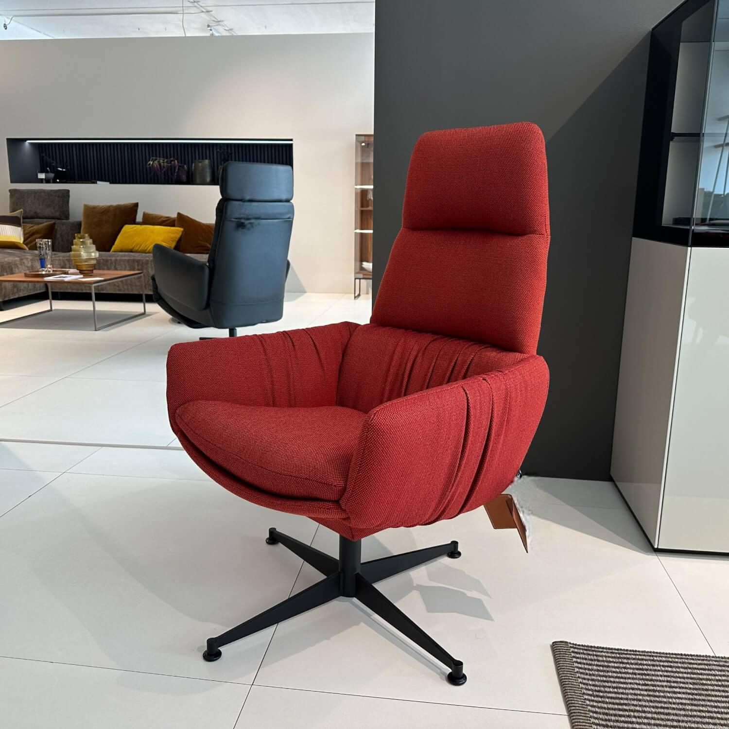 KFF - Lounge Sessel Faye Casual Stoff Rohi Credo Lampion Rot 4 Fuß Sterngestell Drehbar Struktur Schwarz mit Hocker - 11