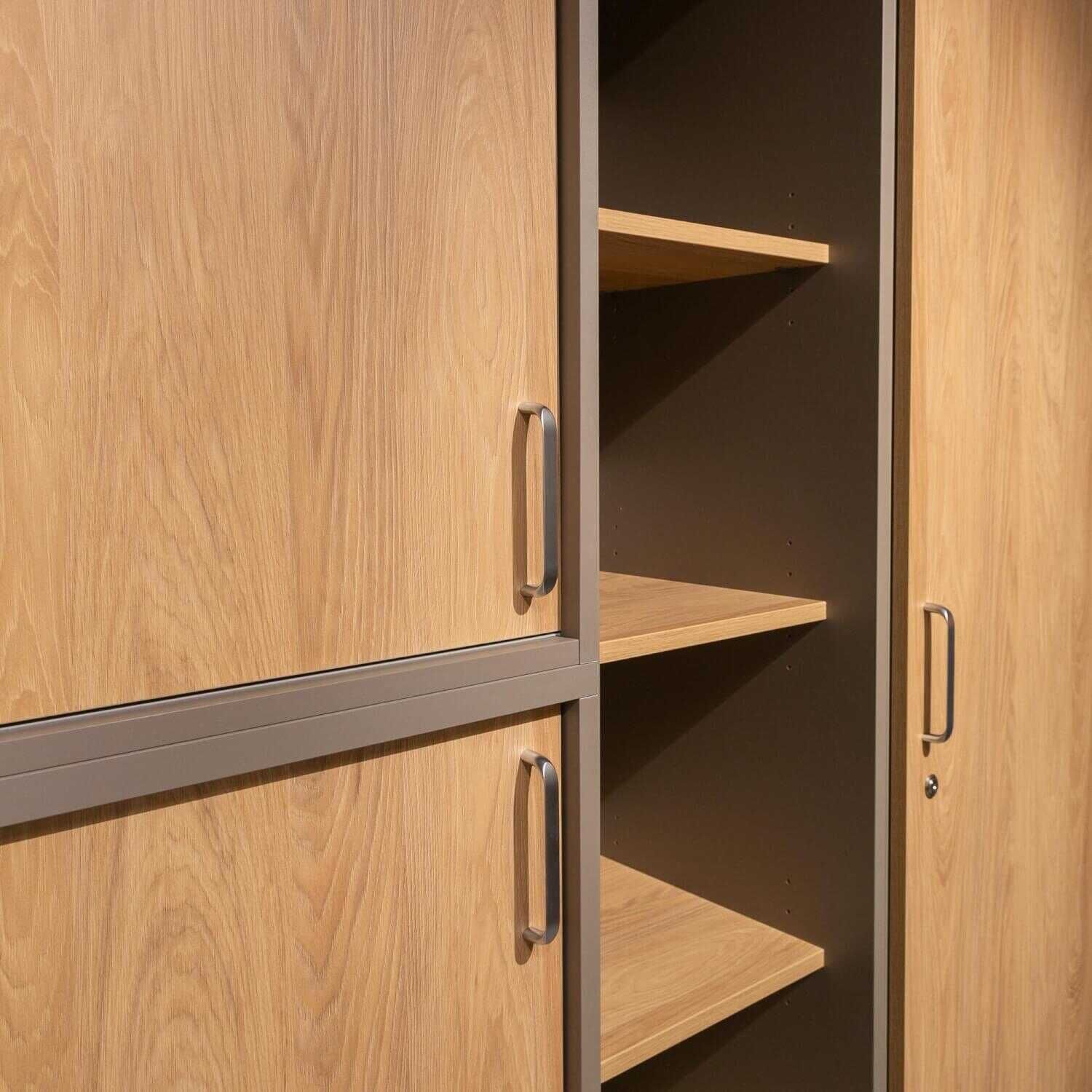 Nowy Styl - Büroschrank E10 Melamin BZ Grey Basalt Regalböden Natural Hickory - 5