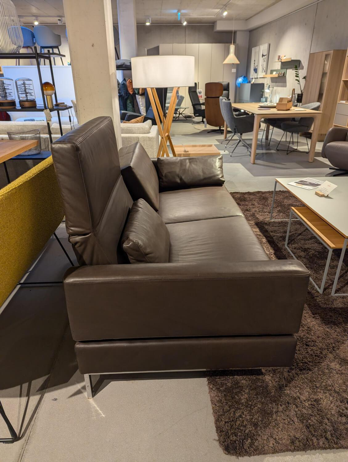 Brühl - Sofa Tomo 3 Anilinleder Lama 20 Dunkelbraun Gestell Chrom Glänzend Mit Kissen Und Fußstütze - 2