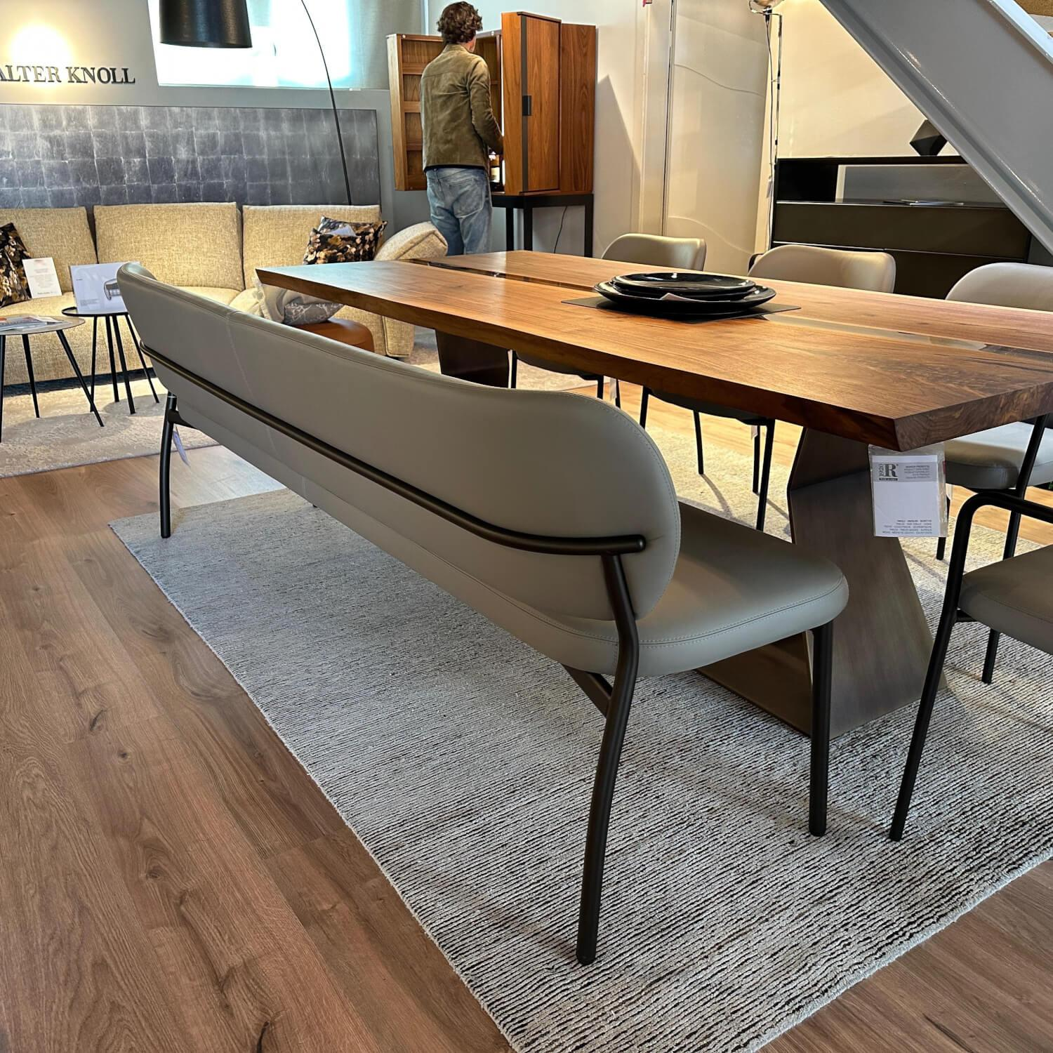 Tonon - Sitzgruppe Eli Leder 9 Soft 96 Grau Beige Gestell Stahl Brüniert - 6