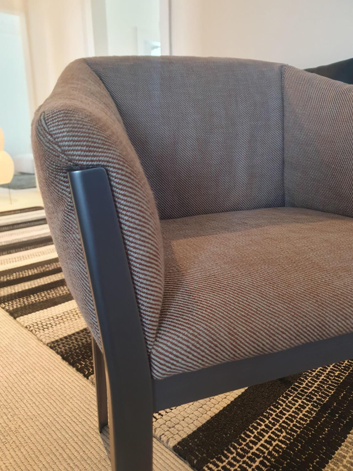 Cassina - Armlehnstuhl Cotone Stoff 13F935 Hellblau Braun Gestell Aluminium Eloxiert Grau Blau Matt - 6