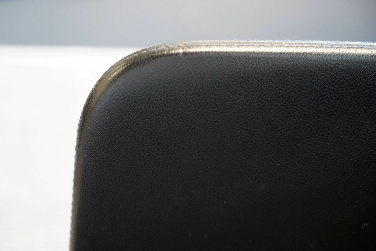 Wittmann - Sofa Merwyn Lounge 135 29625 Stoff Hagen Graphit Grau Aussen Keder Schwarz  - 5