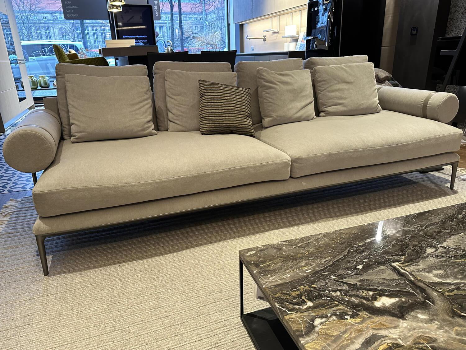 B&B Italia - Sofa Atoll Stoff 2165258 Licata Stein Grau Braun mit 4 Kissen und 2 Rollen - 2