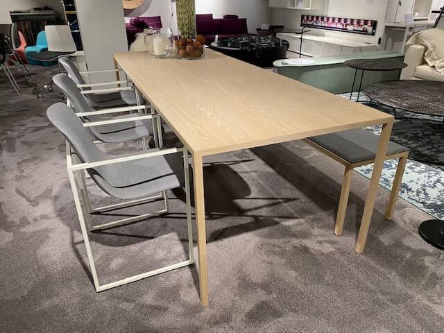 Arco - Essgruppe Slim Und Frame Platte Duramas Semi Massiv Eiche Weiß Geölt Sitzkissen Stoff Grau Gestell Epoxy White Weiß - 5