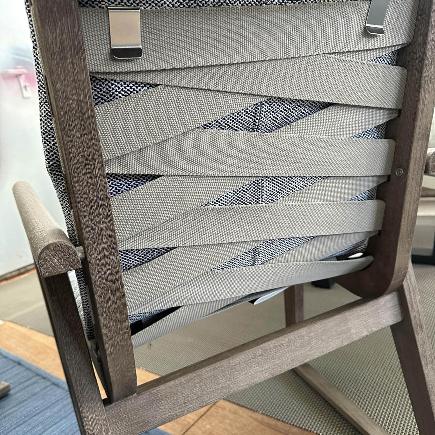 Essgruppe Gio Outdoor Teak Antique Grey Stühle Bezug Stoff Ecate Blau Weiß