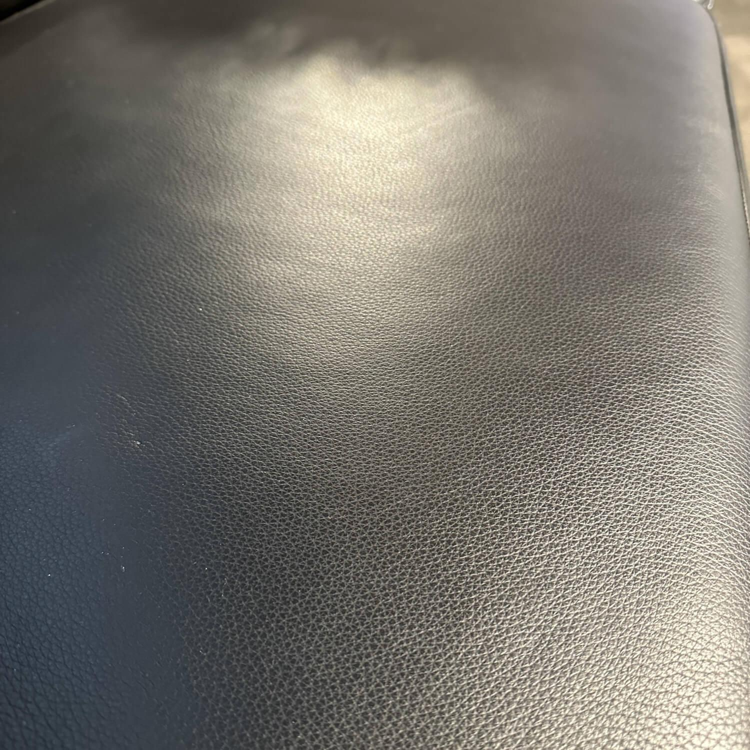 Sofa MR2875 Bezug Leder Z77/99 Black Pearl Schwarz Mit Hohem Rücken
