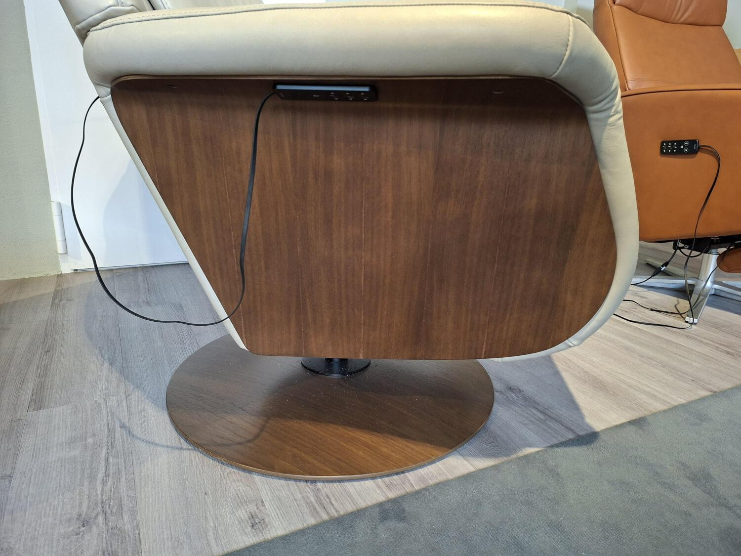 Stressless - Sessel Sam Wood Disc Leder Paloma 37 Fog Beige Holz Walnuss Motorische Verstellung - 3