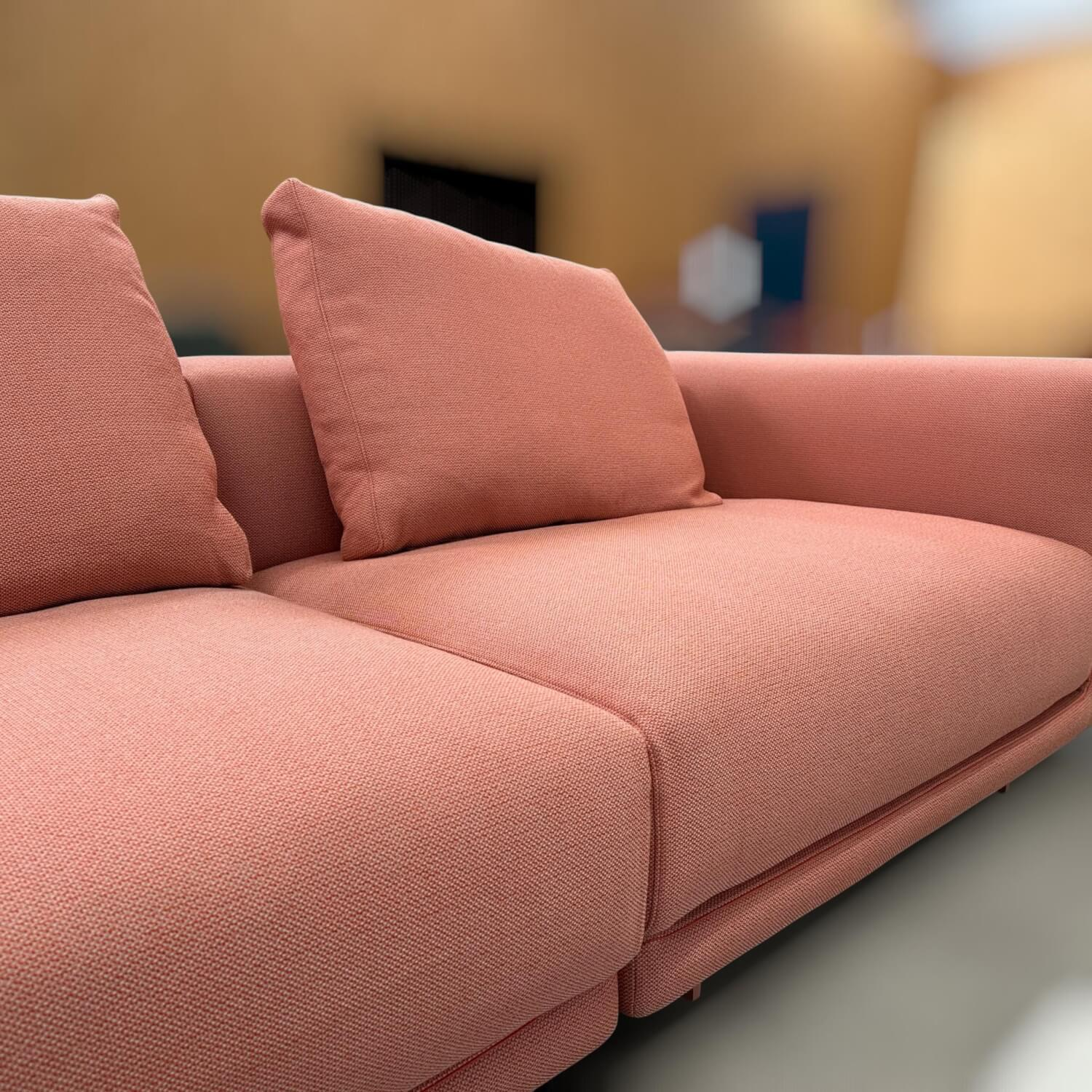 COR - Sofa Moss Stoff 10071 Grapefruit Rosa Gestell Metall Beigerot Lackiert - 3