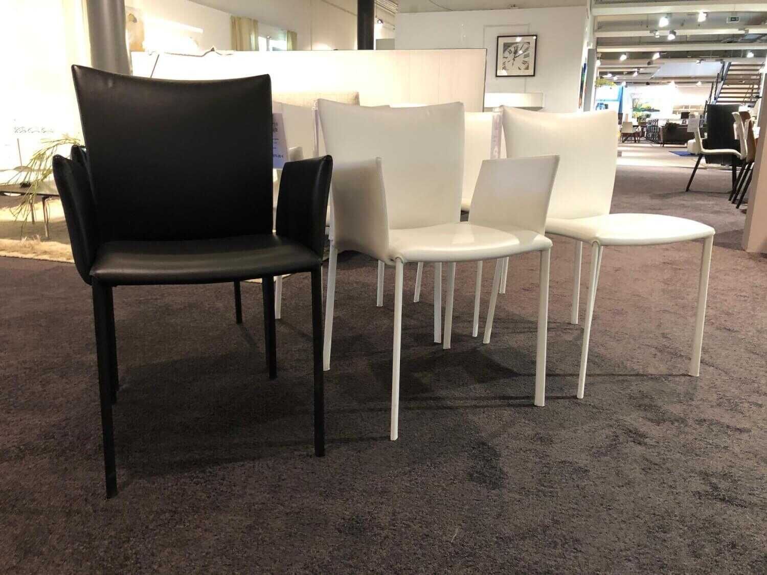 6er-Stuhlset 2076 Leder Weiß Schwarz Leder bezogene Beine