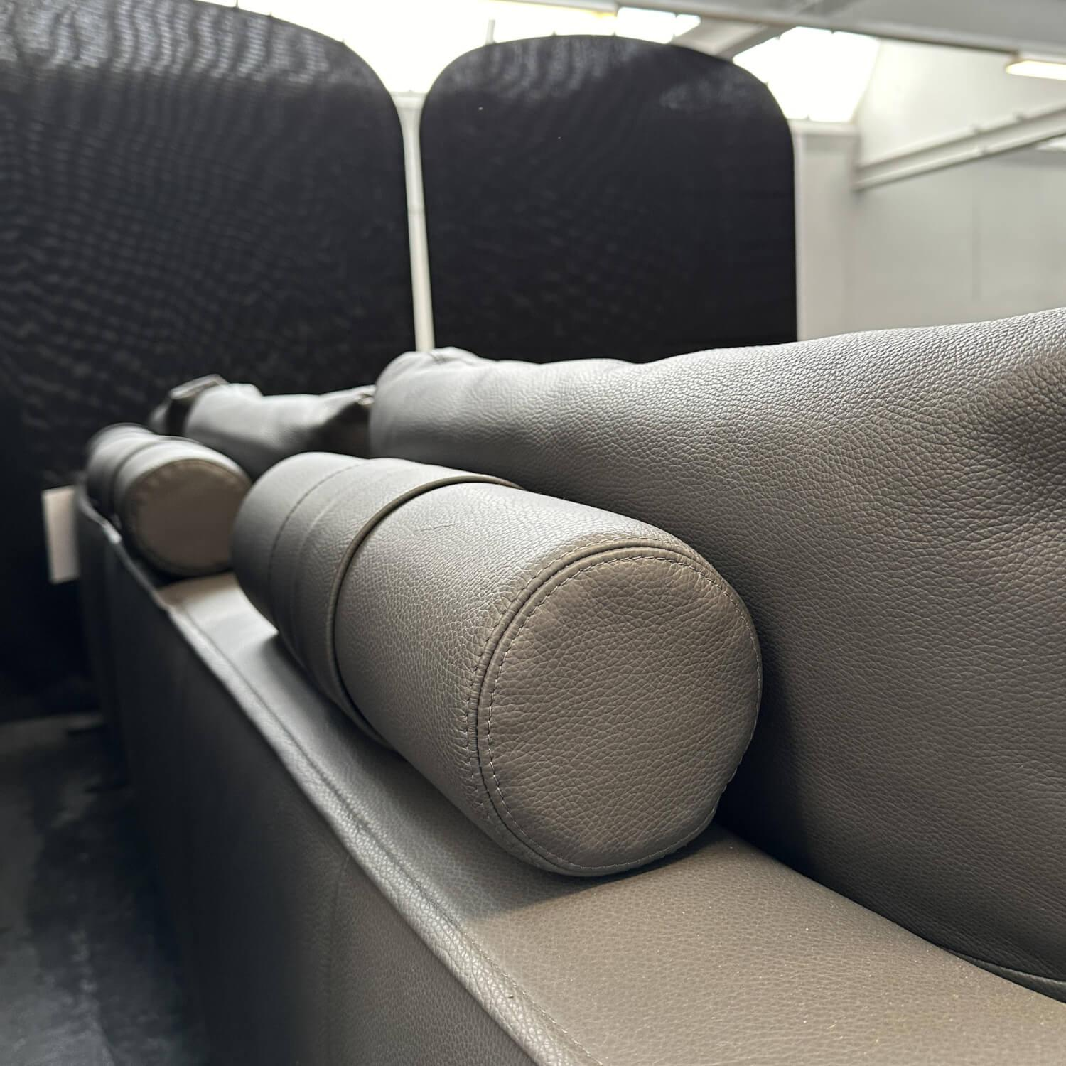 COR - Ecksofa Mell Lounge Leder 171 Anthrazit Grau Einzelfüße Verchromt mit Hocker - 2