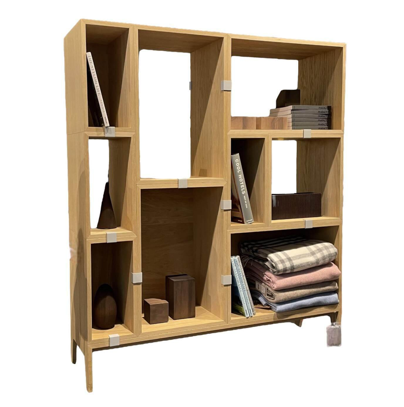 Muuto - Regalsystem Stacked Eiche Furniert Individuell Veränderbar Verbinderelemte Grau - 1