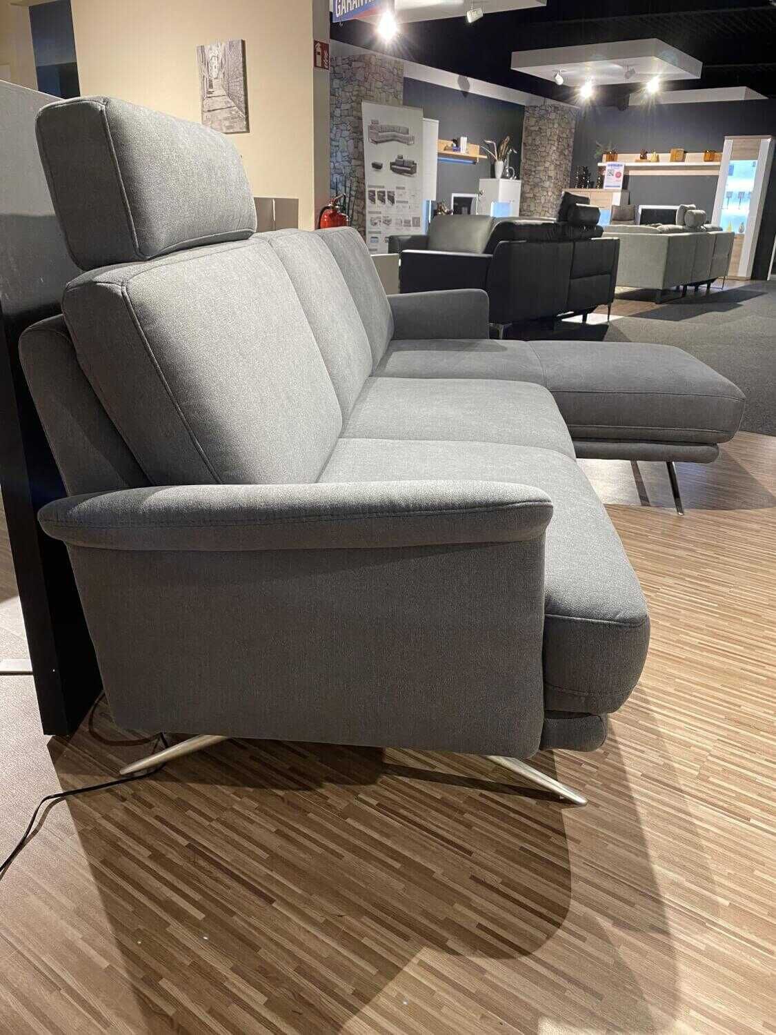 Steinpol - Ecksofa Angelo Stoff Olympia Clean Grau mit Kopfstütze - 6