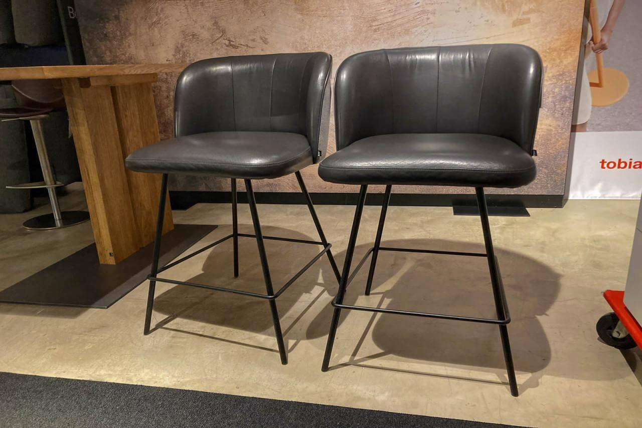 KFF - 2er-Set Thekenstuhl Gaia Innen Leder Anthrazit Außen Stoff Blake Grey Grau Rundrohrgestell Struktur Schwarz - 2