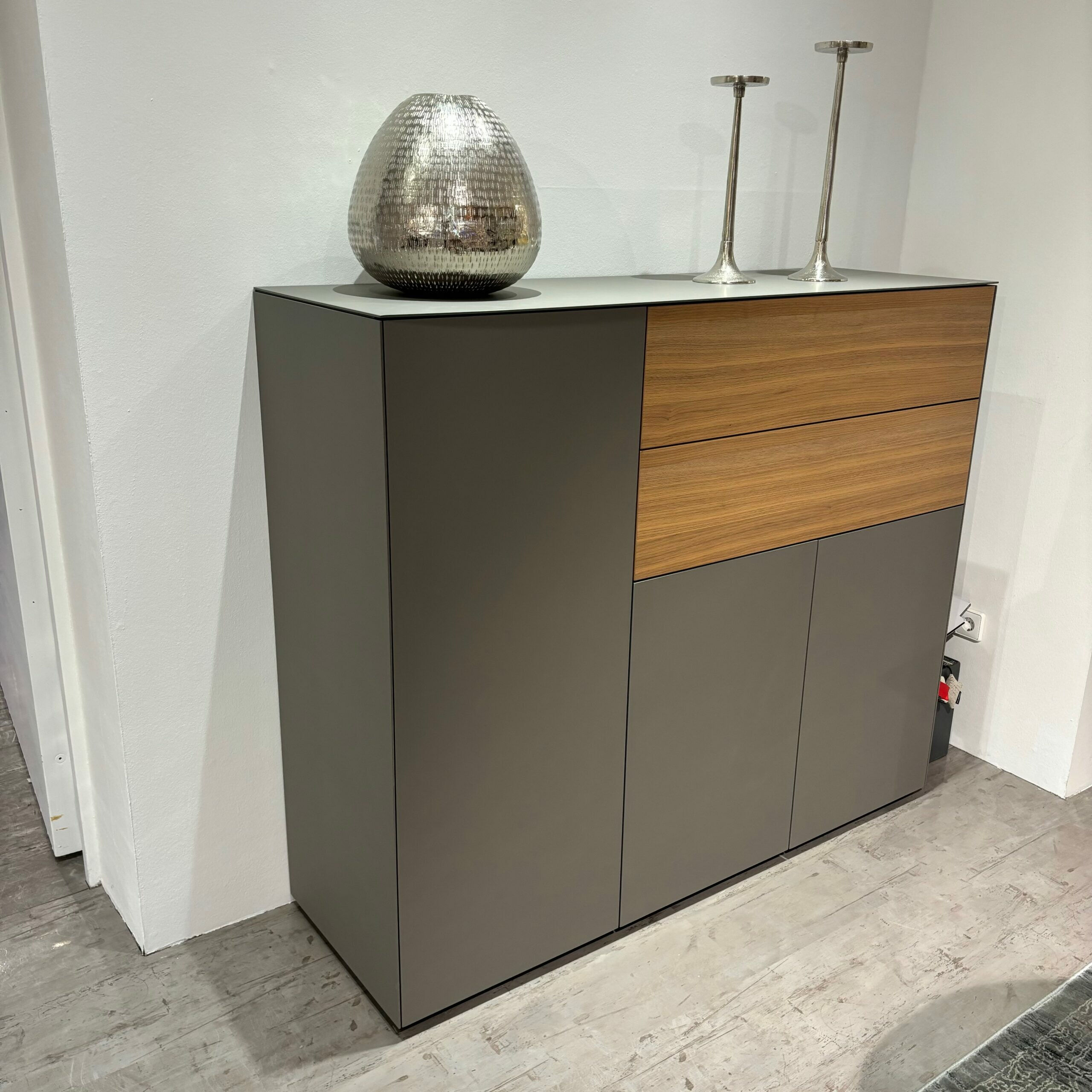 Spectral Smart Furniture - Sideboard Side Smart Lack GN Granite Grau Und Smart Lack Fenix FE GRL Grigio Londra Grau Akzente Raw American Walnut - 2