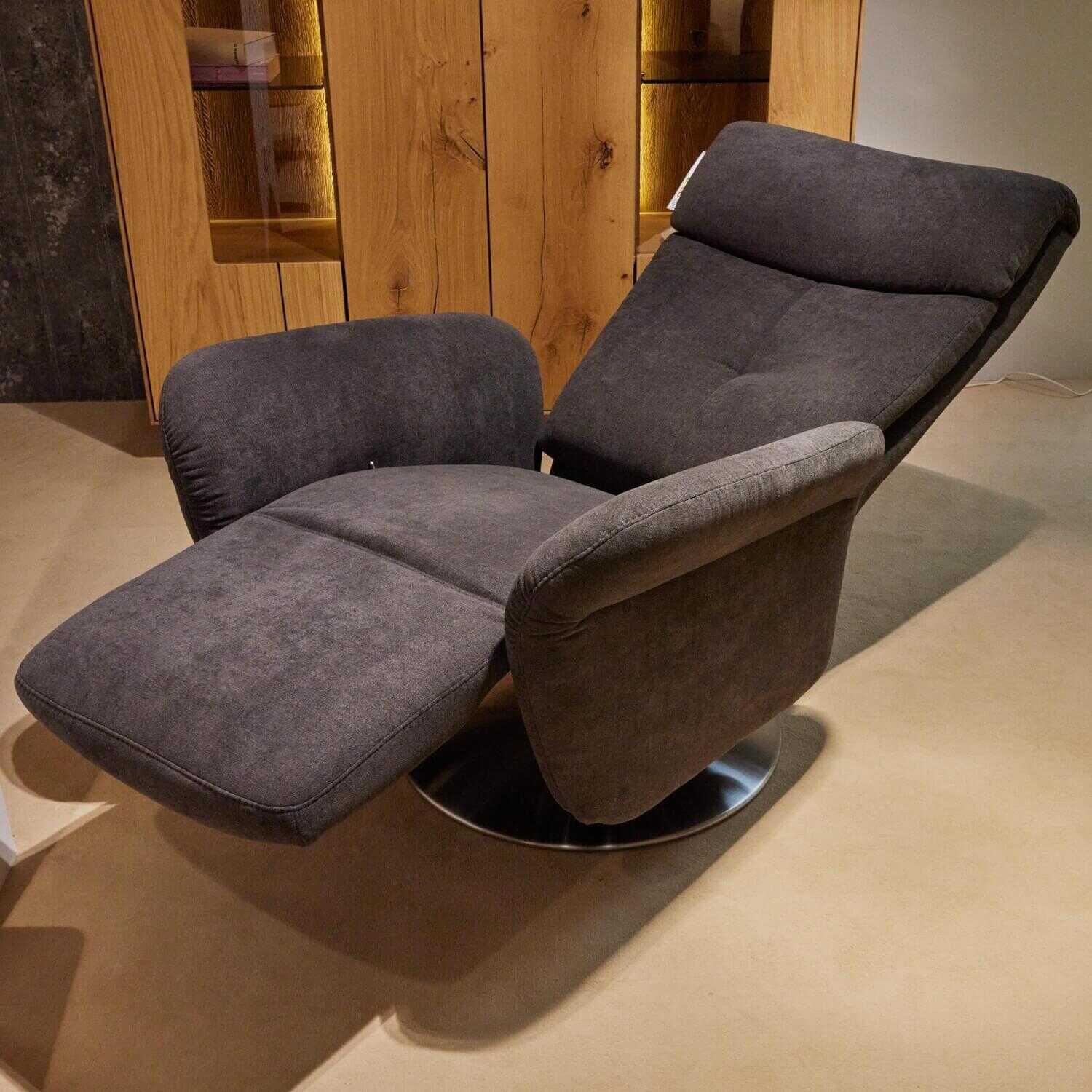 carina-garnitur-alto-3600-stoff-roxbury-anthrazit-pg-2-verstellfunktion-2-sofas-1-sessel-daad15004d75 Carina - Garnitur Alto 3600 Stoff Roxbury Anthrazit PG 2 Verstellfunktion 2 Sofas 1 Sessel - 16
