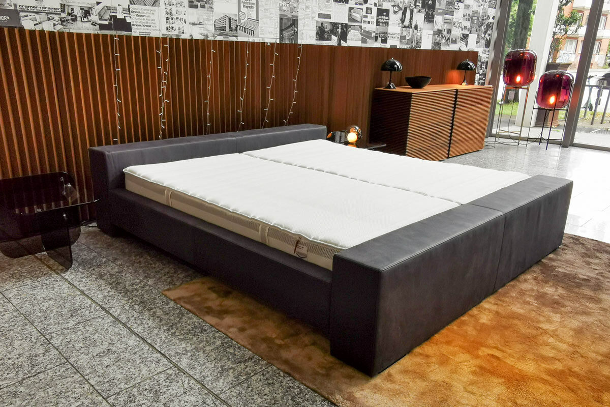 Möller Design - Polsterbett Brian Kopfteil A Niedrig Leder Novara 0523 Black Off Schwarz Fußplatte Holz Schwarz - 6