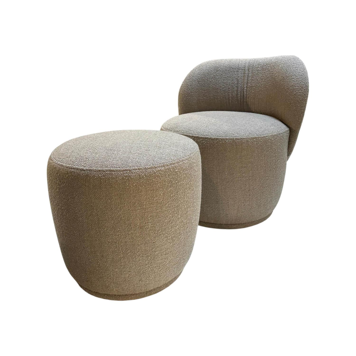 Blomus - Drehsessel Kuon Stoff Boucla Shitake Braun Beige Inklusive Pouf - 1