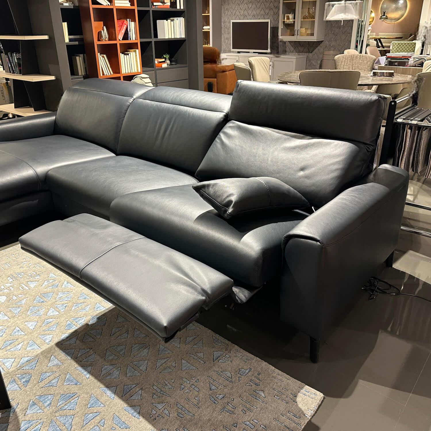 WK Wohnen - Ecksofa WK 660 Venosa LC 300 Leder Montana Night Schwarz Füße Black 01 Inklusive Kissen - 8