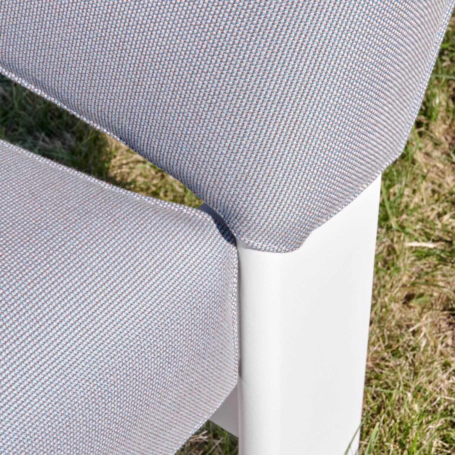 Clubsessel Outdoor Band Bezug Stoff Fjord Laminate Gestell Aluminium Pulverbeschichtet Farbe Bone