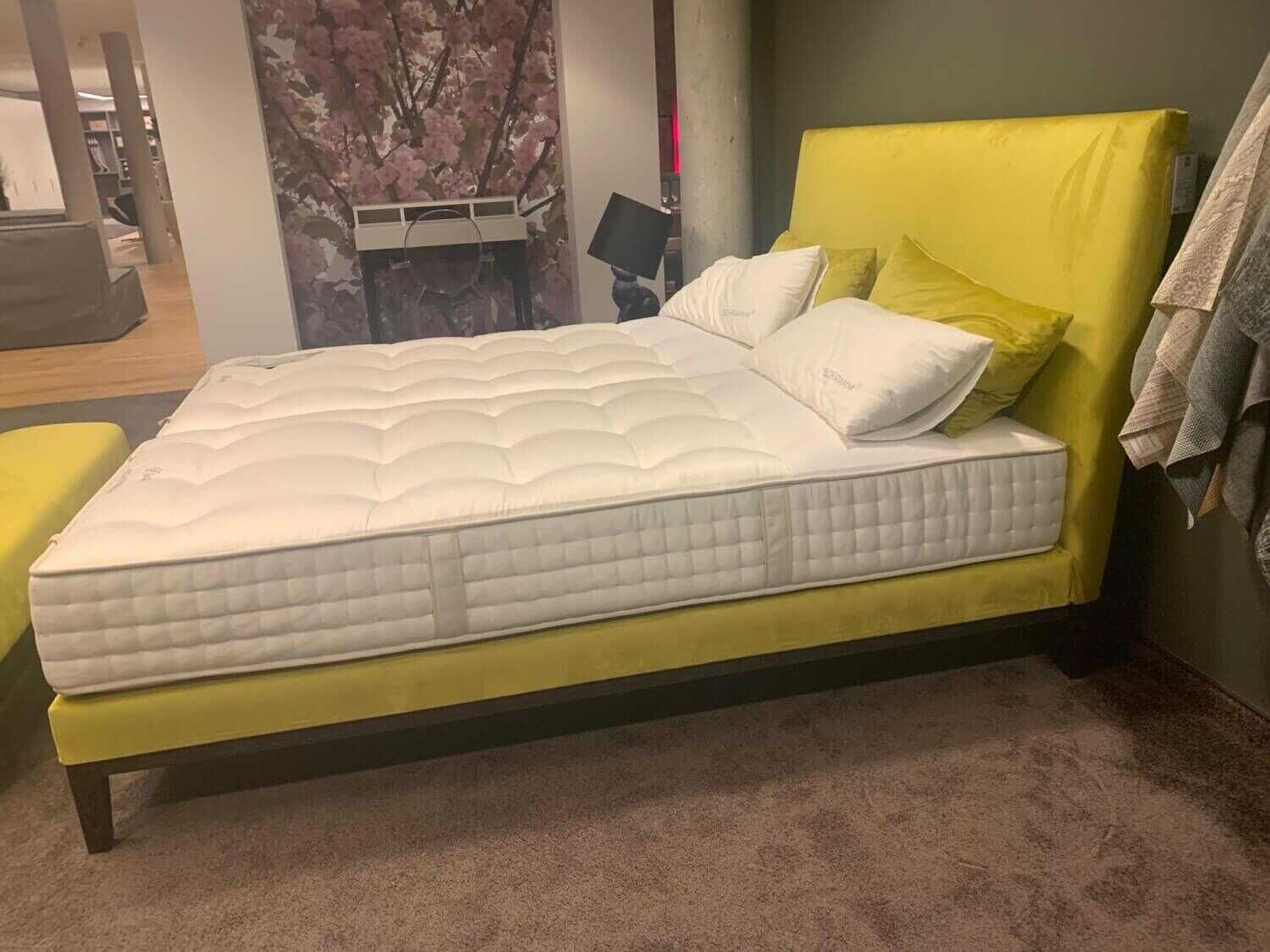 Schramm - Boxspringbett Basis Zara-2B Stoff Ella-1590 Pomelo Gelb mit Matratzen und Bank - 3