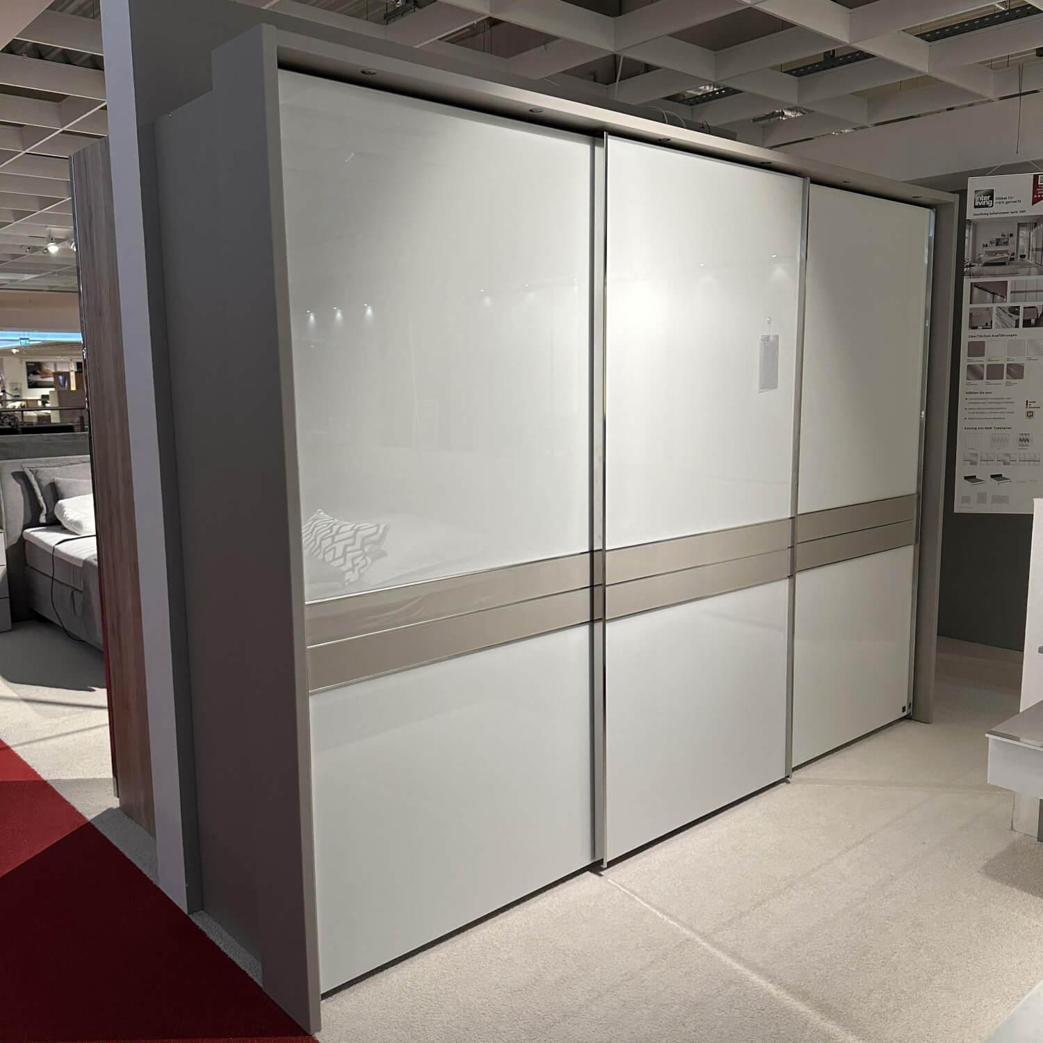 Wiemann - Schlafzimmer IL 1009 Dekor Kieselgrau Glas Weiss Nachtkommoden Schrank Bett Ohne Matratzen Und Lattenrost - 23