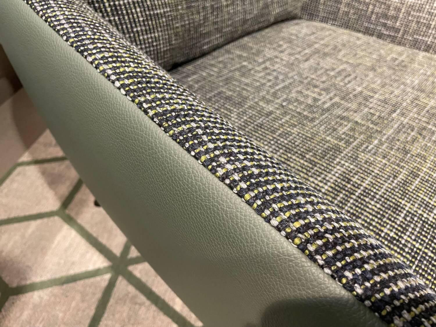 Rolf Benz - Armchair Jon Cover Inside Seat 20 402 Reed green Green Back Leather 34 517 Green gray Single base Steel Traffic black - 2