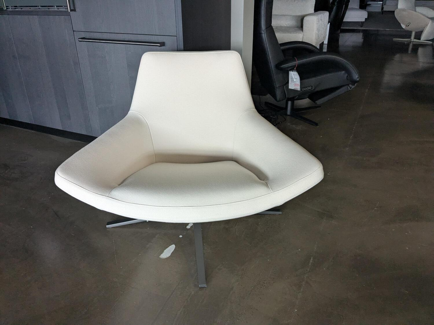 B&B Italia - Sessel Metropolitan `14 Stoff Sidro 100 Ecru 03-04 Weiß Gestell Bronzefarben - 2
