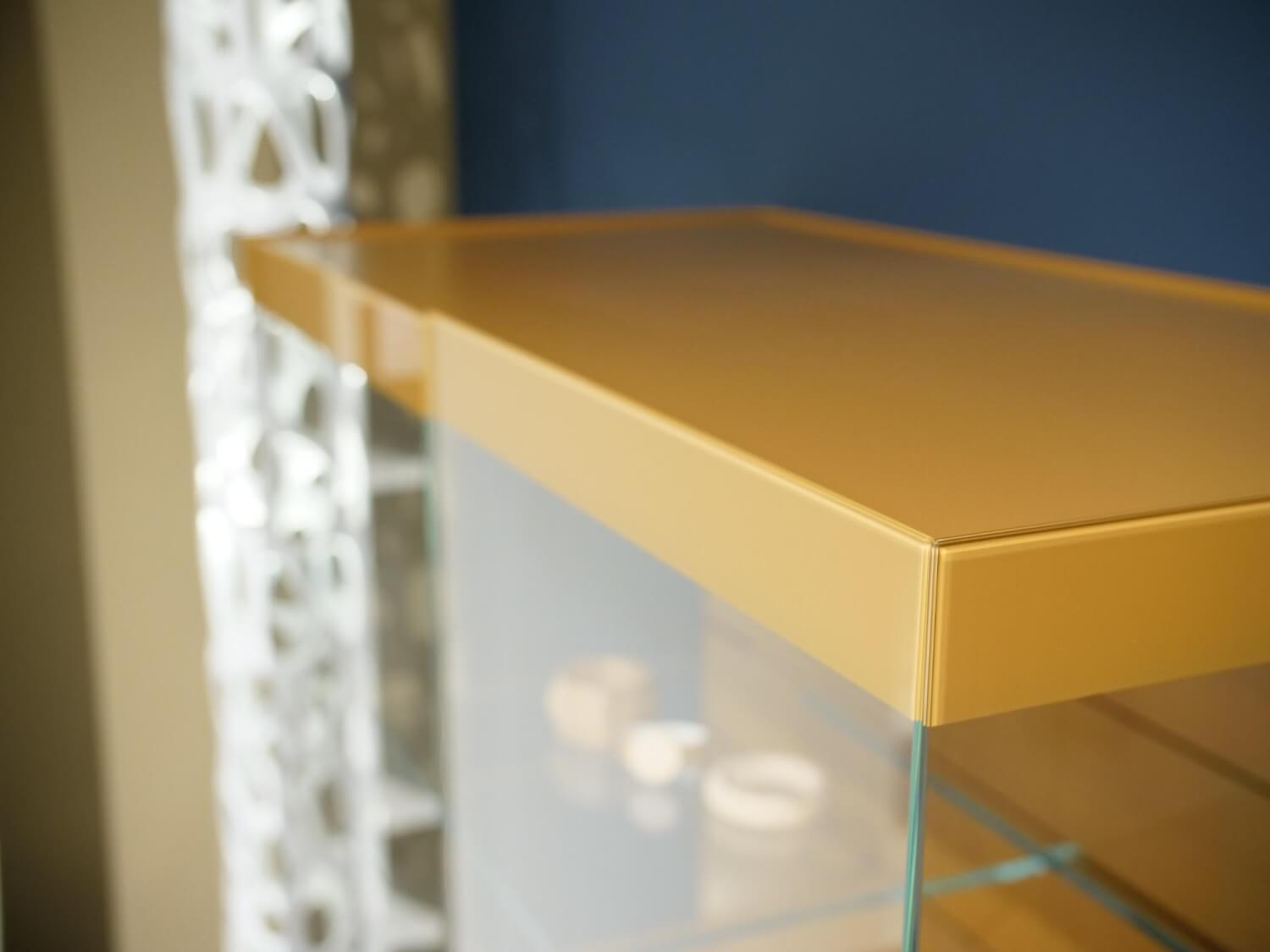 Interlübke - Vitrine Just Cube Light Glas Masala Gelb Gestell Lack Bronze Metallic - 5