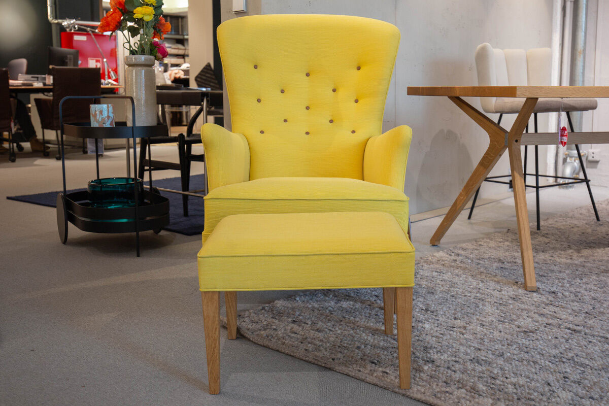 Carl Hansen & Søn - Sessel Heritage Stoff Clara Gelb 427 Gestell Eiche Naturgeölt inkl. Hocker - 4