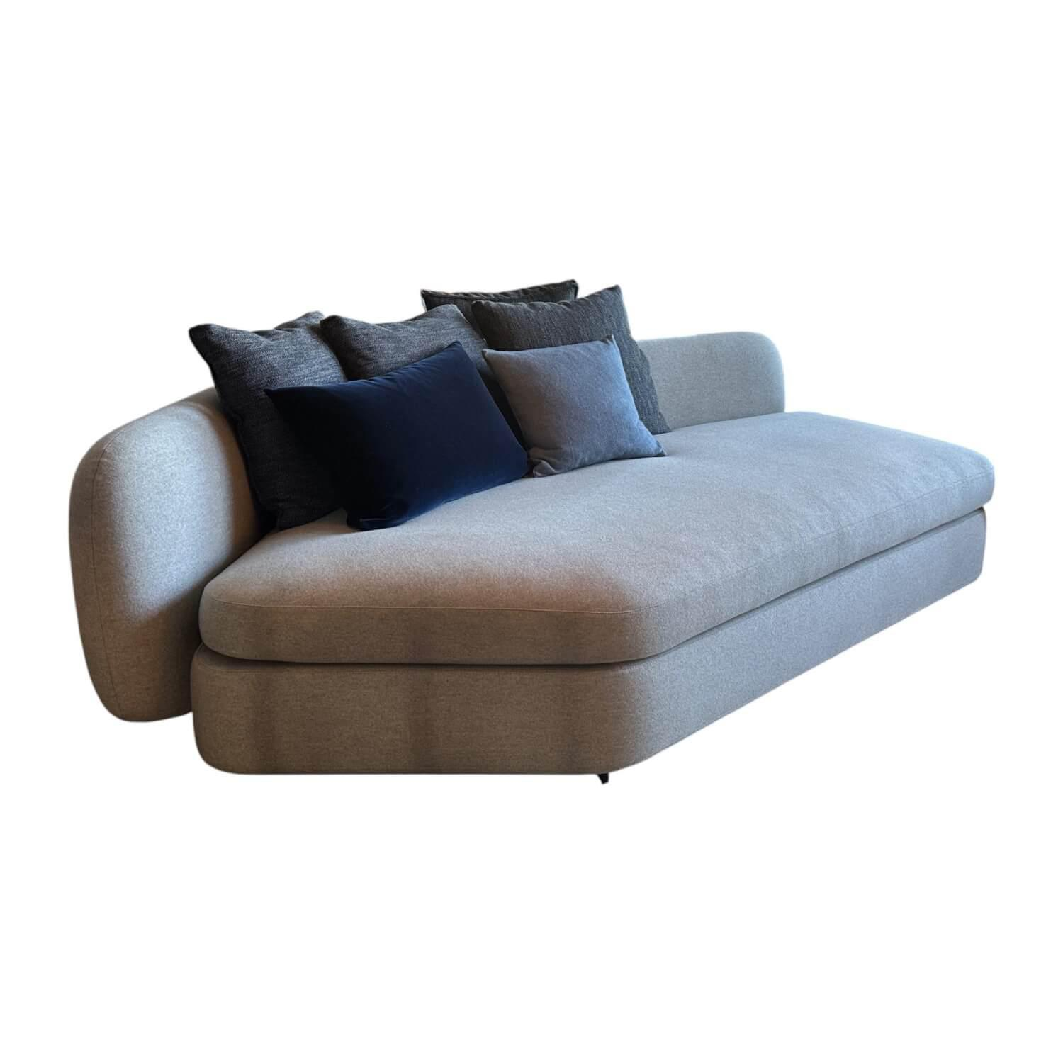 Poliform - Sofa Saint Germain Stoff Loro Piana Tiepolo Light Marnego Grau Füße Schwarz ohne Kissen - 1