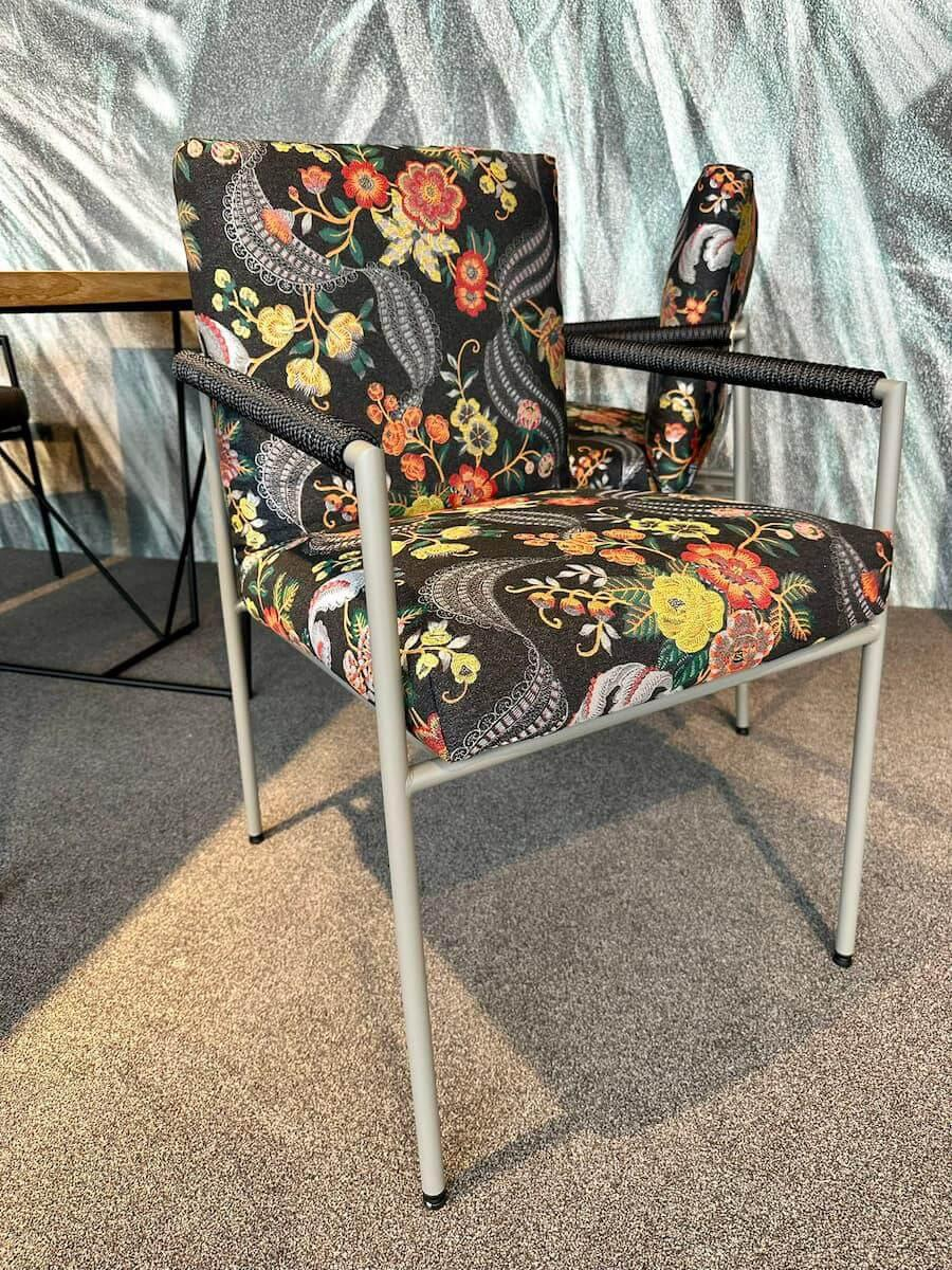 Bullfrog - 2er-Set Stuhl Felicita Typ C30S Stoff Damast Graphit 1777/73 Floral Gestell Stahl Seidengrau Grau Pulverbeschichtet - 4