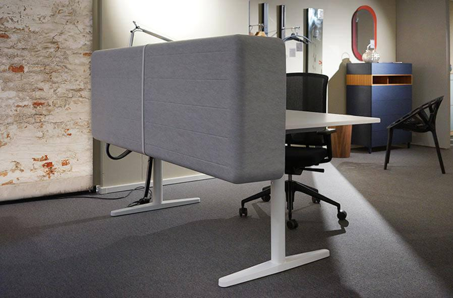 Vitra - Arbeitstisch Höhenverstellbar Platte Melamin Soft Light Creme Kabelwanne Polyestervlies Stone/Grau - 4